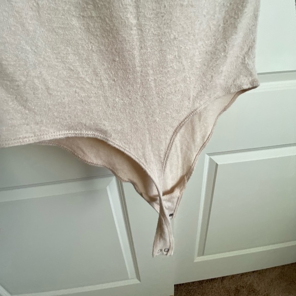 ✨HP✨ Women’s Longsleeve Bodysuit - Picture 5 of 6